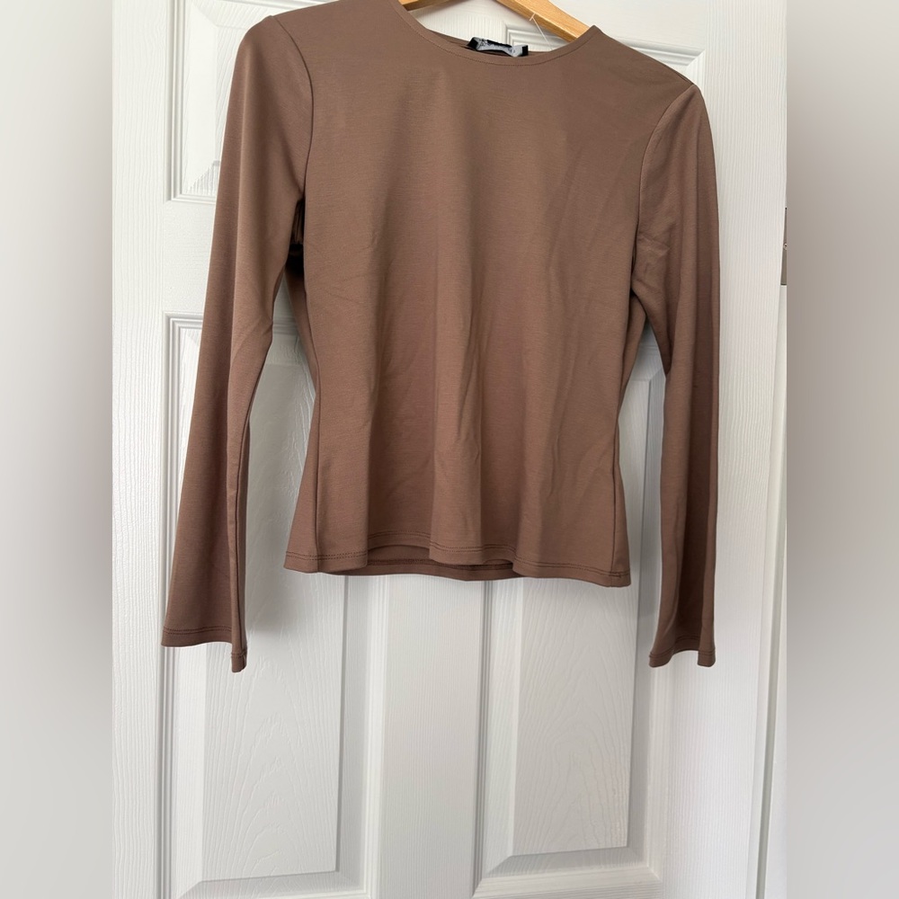 NWT TAHARI Solid Long-Sleeve Crewneck Top in Brown